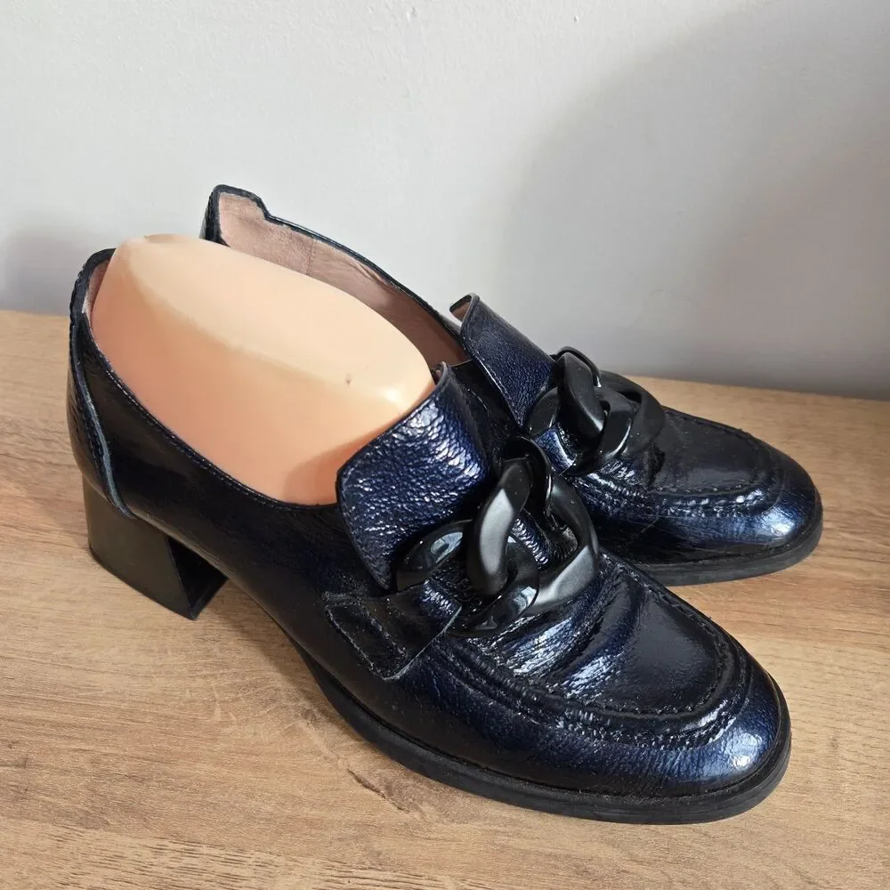 Hispanitas Charlize Blue Patent Leather Loafers 37/6-6.5‎ Chain Detail 2